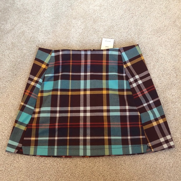 Plaid Skirt - Picture 1 of 2